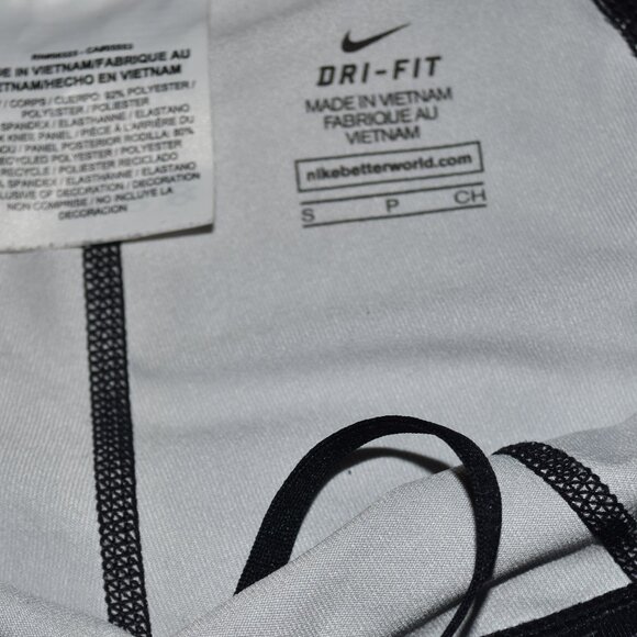Nike Dri-Fit running tights size Small - Picture 12 of 12